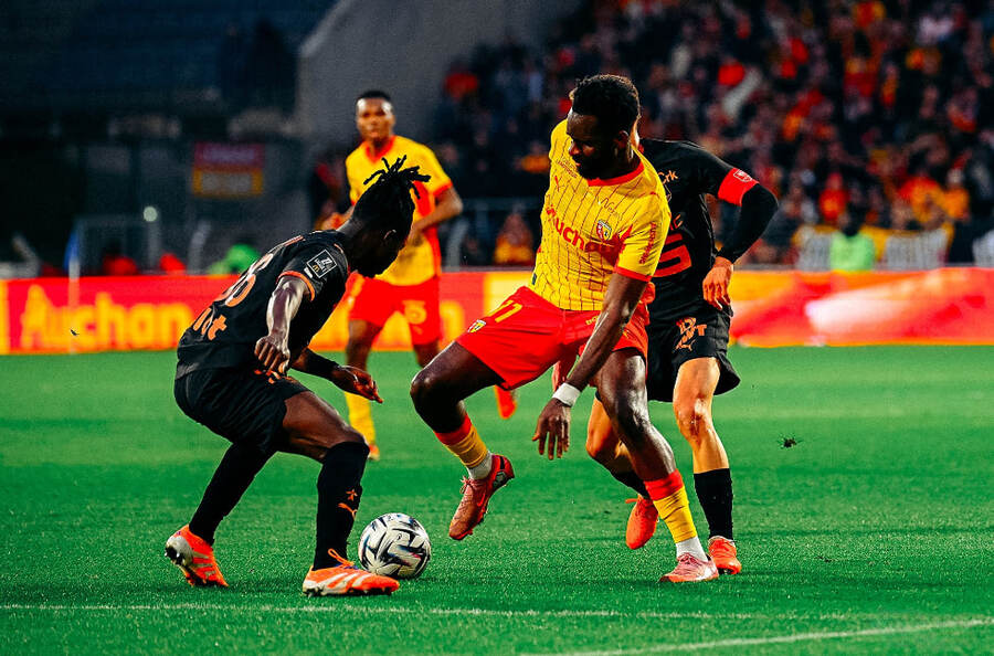 RC Lens vs Rennes (23:00 – 07/02) | Xem lại trận đấu