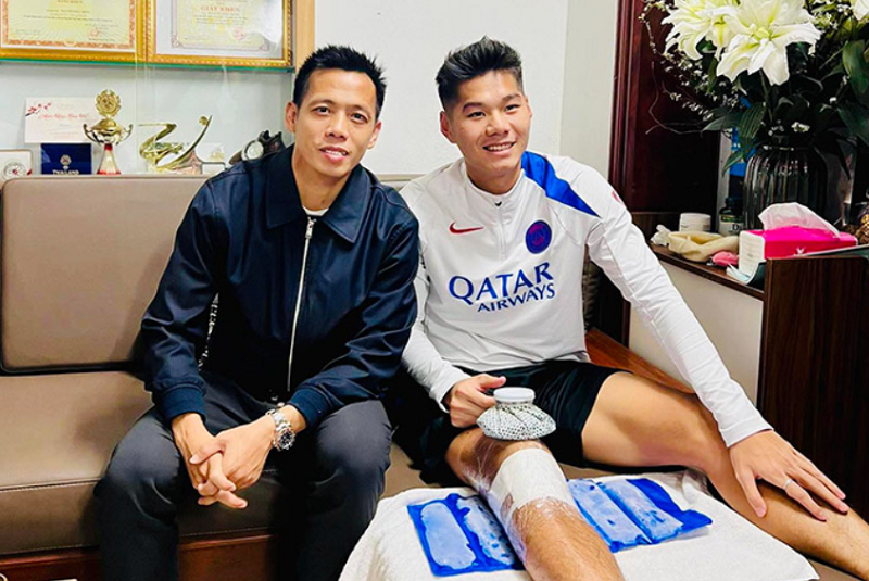 van-quyet-mang-tet-am-ap-den-hieu-minh-giua-quang-thoi-gian-kho-khan